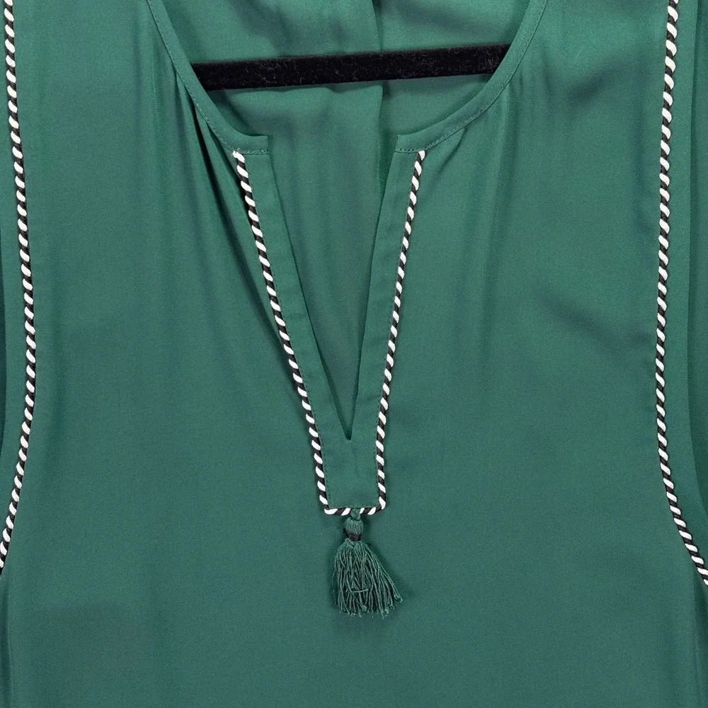 J. Crew Women Blouse Size 8 Green‎ Tassel Whipstitch Split Neck Long Sleeve